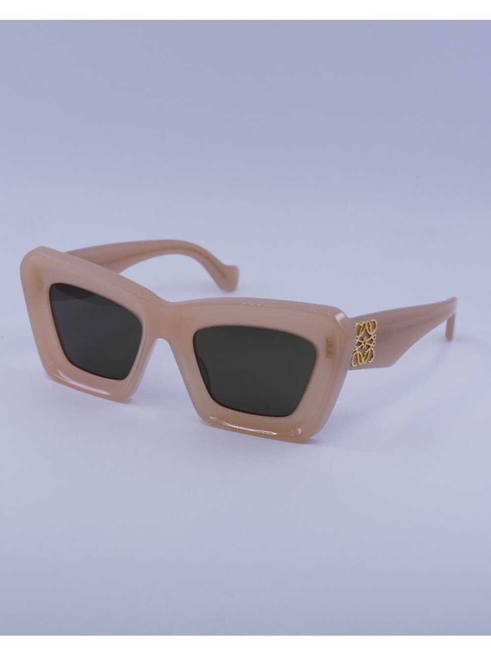 Loewe LW40145I 72E Sunglasses Shiny Pink Cat Eye Frame, Brown Lenses